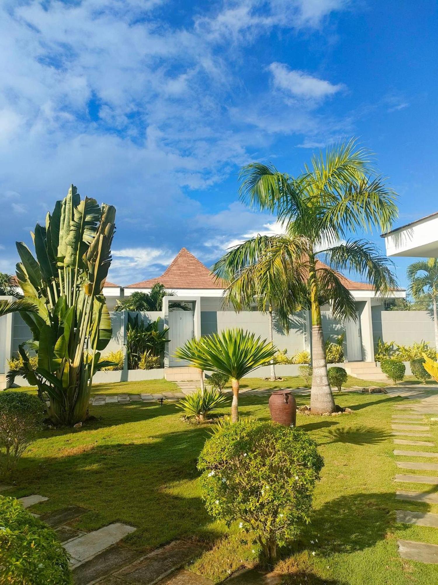 Pineale Villas, Resort And Spa Panglao Exteriér fotografie